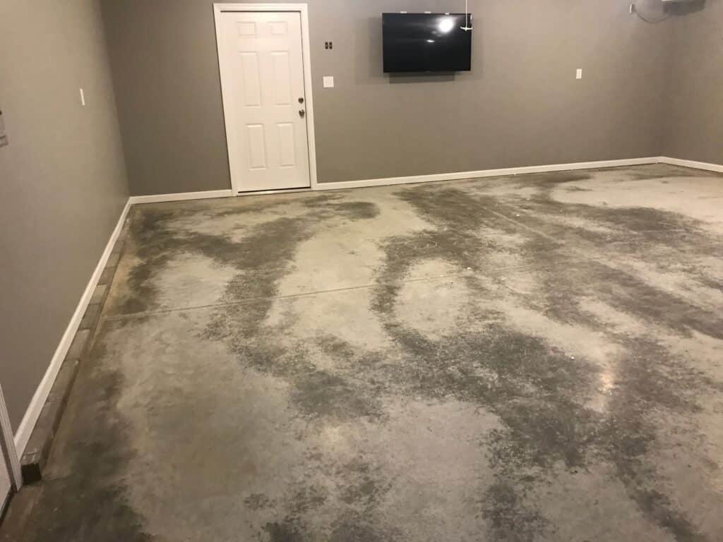 Garage Floor Masters Alpharetta, GA Epoxy Garage Floor Before