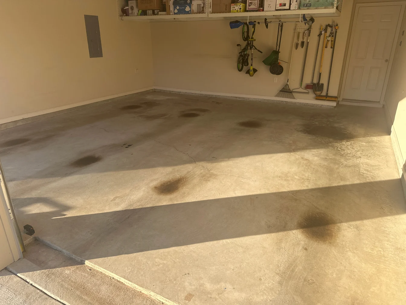 Project Spotlight: 2-Car Garage Epoxy Floor in Atlanta, GA (30350)