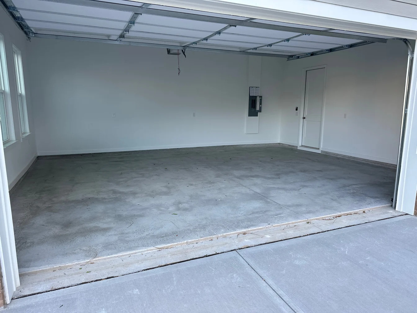 Garage & Patio Floor Coating in Cumming, GA