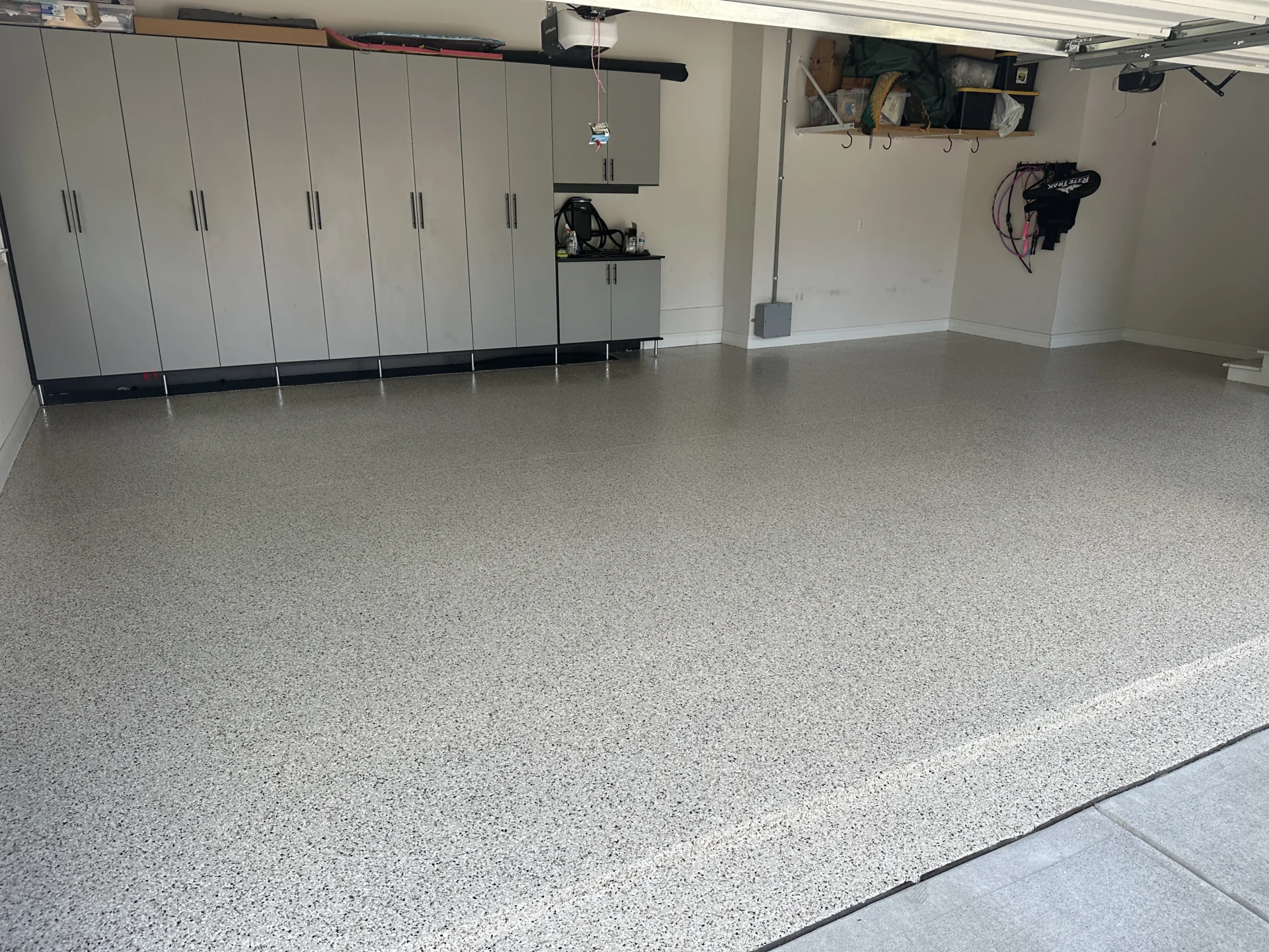 5 Common Reasons Your Epoxy Floors Yellow (And How You Can Prevent This)